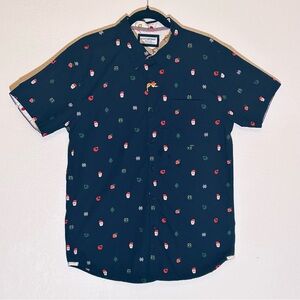 Navy EIGHTY EIGHT Men's Christmas Themed Collared Button Up Shirt. M-Med., W-L